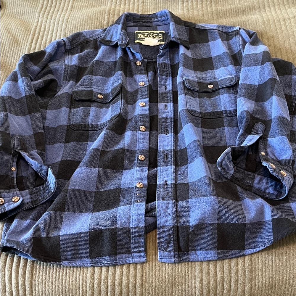 Vintage Field & Stream Shirt. Size Large. Great condition!